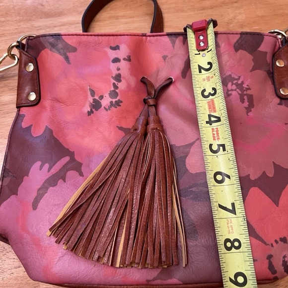 Pioneer Women Flower Pattern Handbag - Picture 6 of 7